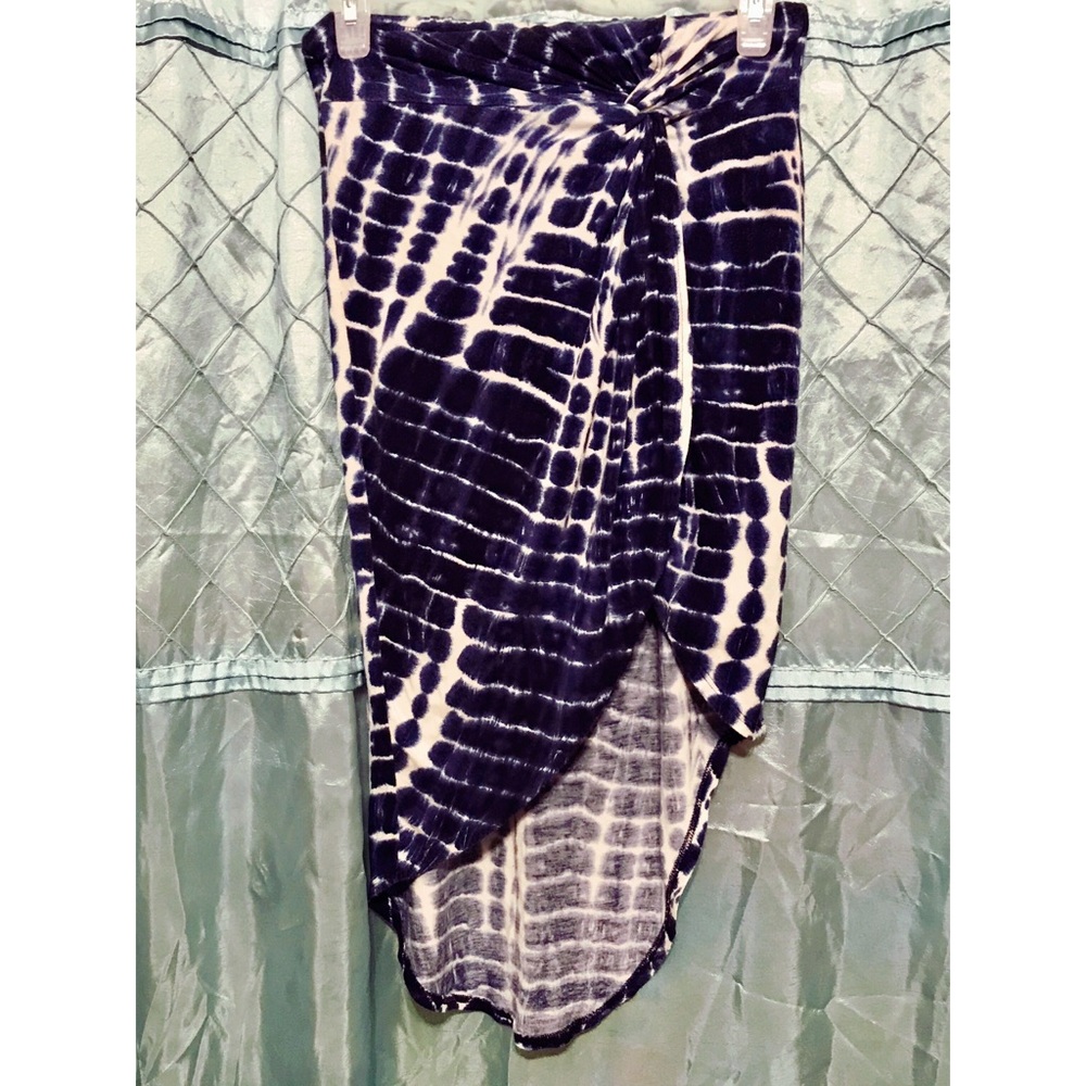 Tie dye asymmetrical skirt size Small!